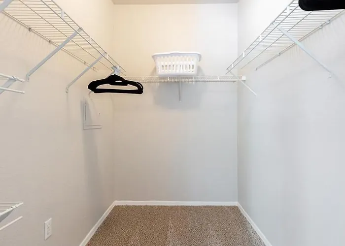 Apartment Landing Modern With Amazing Amenities Mesa