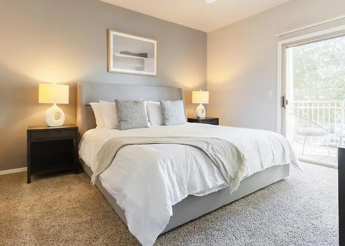 Apartment Landing Modern With Amazing Amenities Mesa