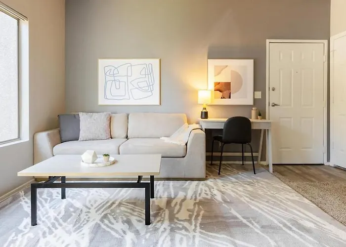 Landing Modern With Amazing Amenities Apartment Mesa